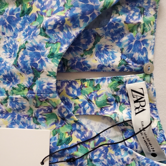 ZARA| PRINTED GATHERED BLOUSE - Picture 4 of 9